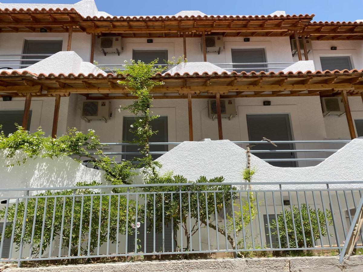 Georgina Hotel Agia Marina  ภายนอก รูปภาพ