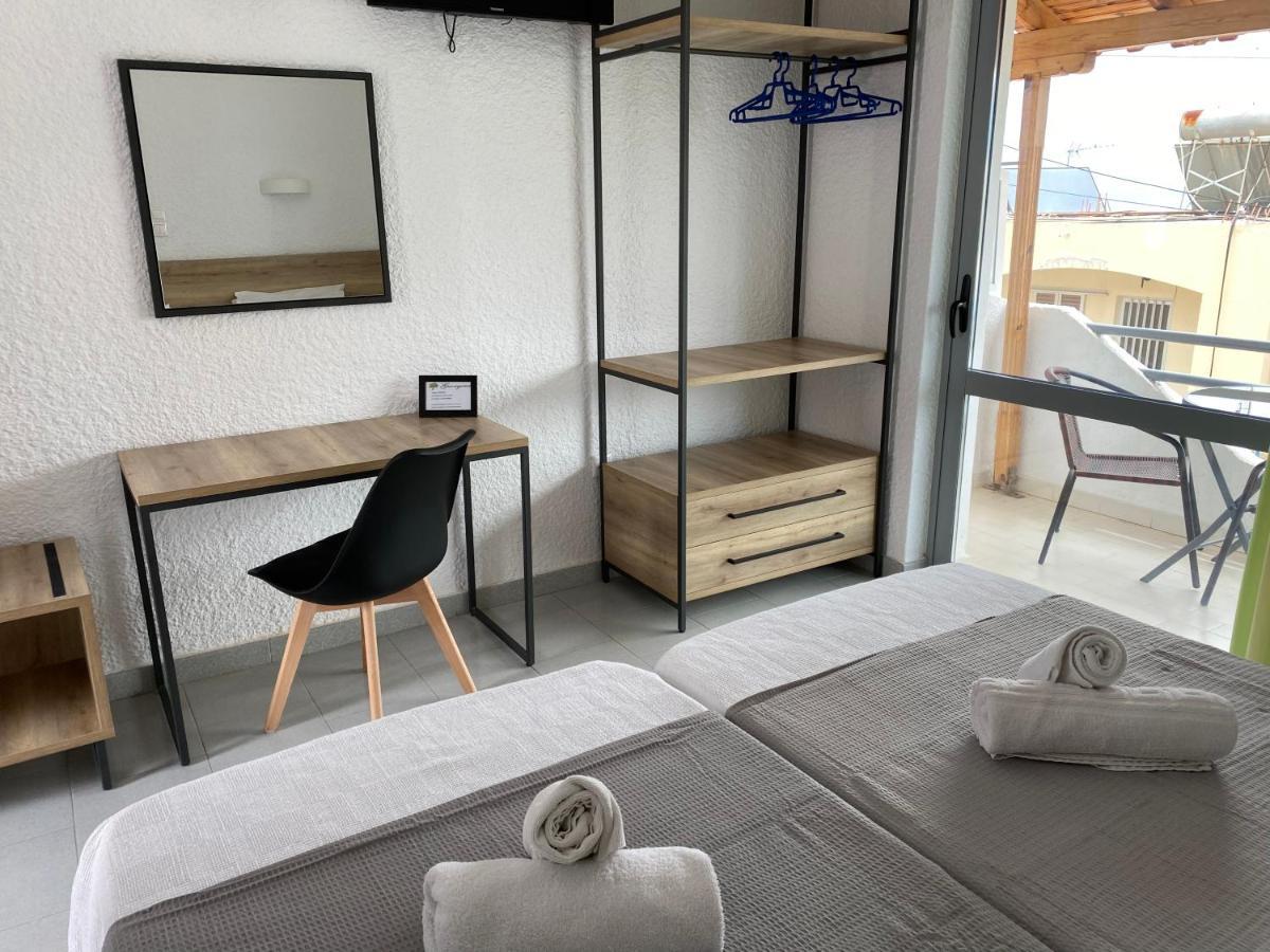 Georgina Hotel Agia Marina  ภายนอก รูปภาพ