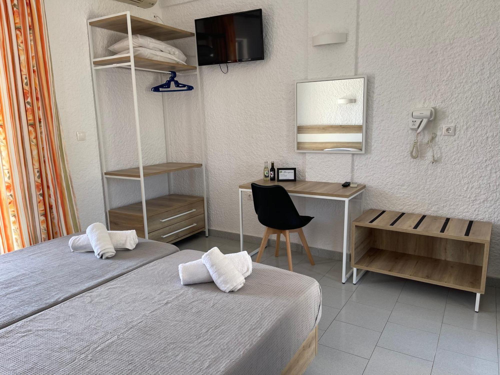 Georgina Hotel Agia Marina  ภายนอก รูปภาพ